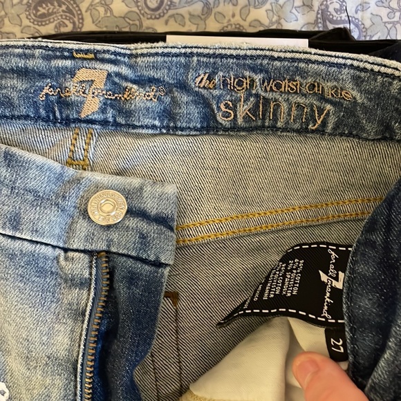 Jeans - Picture 4 of 7